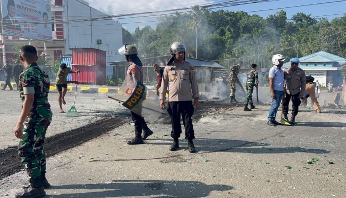 Pengibaran Bendera Bintang Kejora di USTJ Berujung Ricuh, Polisi Amankan Terduga Pelaku