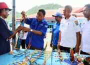 Senang Lihat Karya Masyarakat, Bupati Benyamin Arisoy: Pameran Kerajinan Harus Terus Berlanjut demi Ekonomi Warga