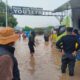 Tinjau Lokasi Banjir, Wawali Rustan Saru: Penanganan Terpadu dan Kesadaran Warga Kunci Atasi Banjir